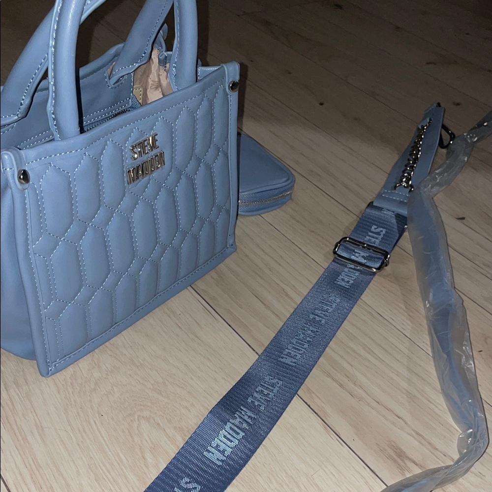 Steve Madden Blue Quilted Handbag Set
